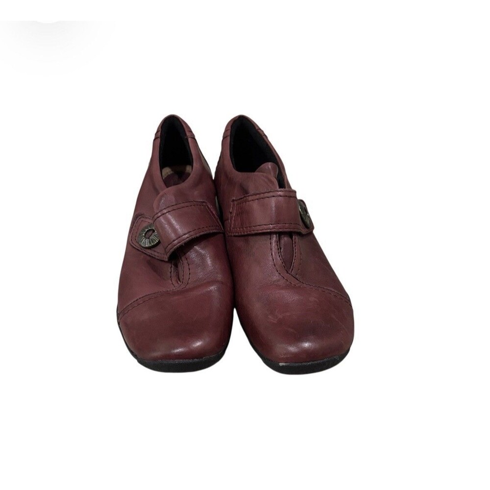 Clarks Artisan Shoes Women’s Size 10 Kessa Betty Loafers Textured Brown Leather